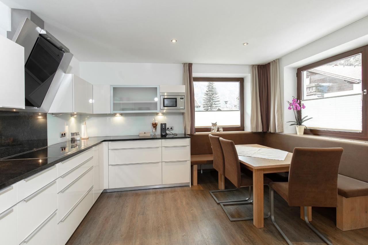 Appartement Rosengarten แลงเงนเฟลด์ ภายนอก รูปภาพ