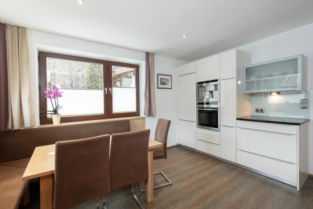Appartement Rosengarten แลงเงนเฟลด์ ภายนอก รูปภาพ
