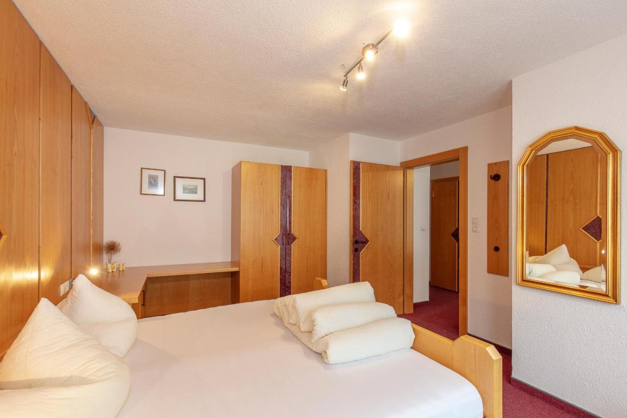 Appartement Rosengarten แลงเงนเฟลด์ ภายนอก รูปภาพ