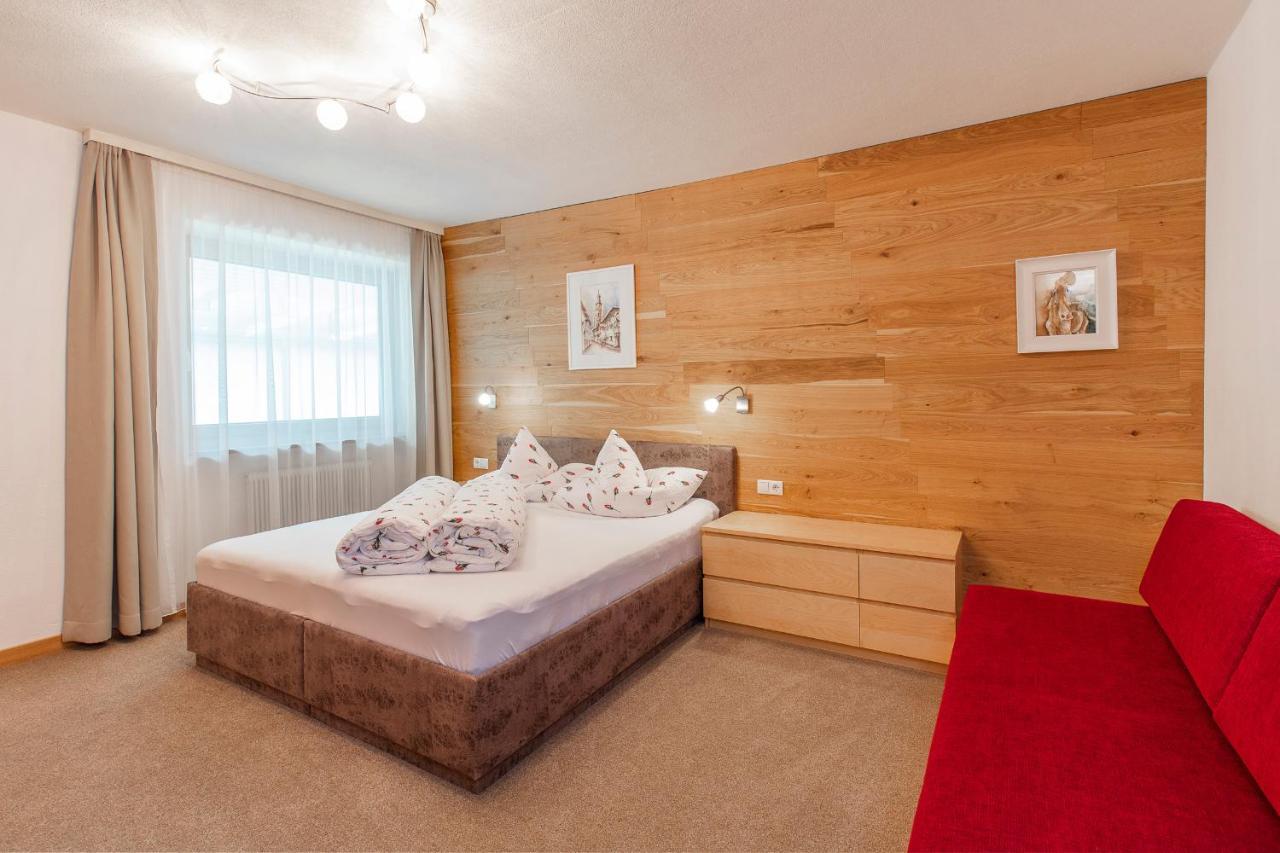 Appartement Rosengarten แลงเงนเฟลด์ ภายนอก รูปภาพ