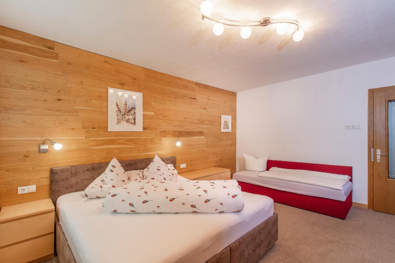 Appartement Rosengarten แลงเงนเฟลด์ ภายนอก รูปภาพ