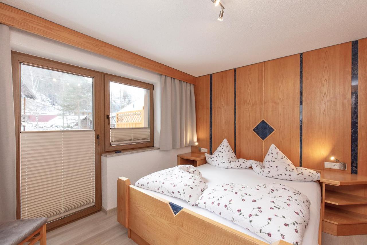 Appartement Rosengarten แลงเงนเฟลด์ ภายนอก รูปภาพ