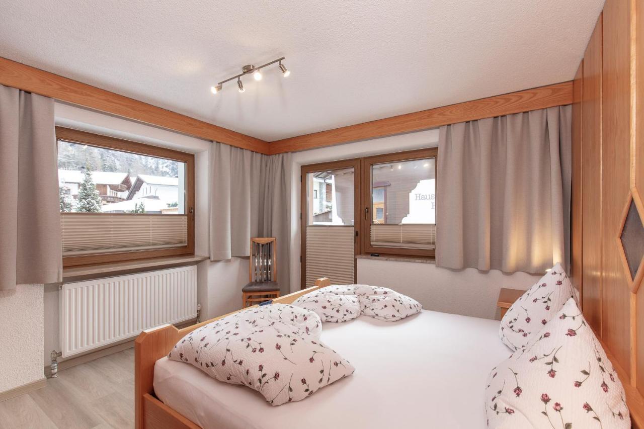 Appartement Rosengarten แลงเงนเฟลด์ ภายนอก รูปภาพ